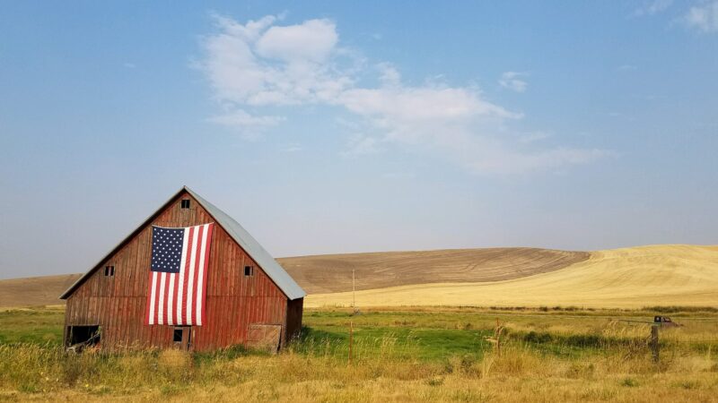 Barn Flag – Rural America